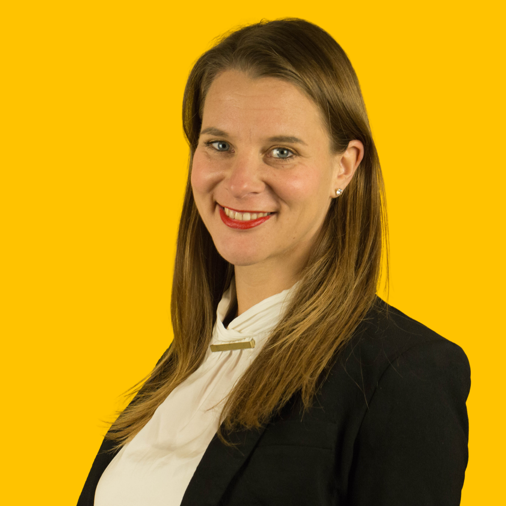 Selina Gaertner, AI Strategy Consultant for Life Sciences and MedTech, based in Freiburg Germany